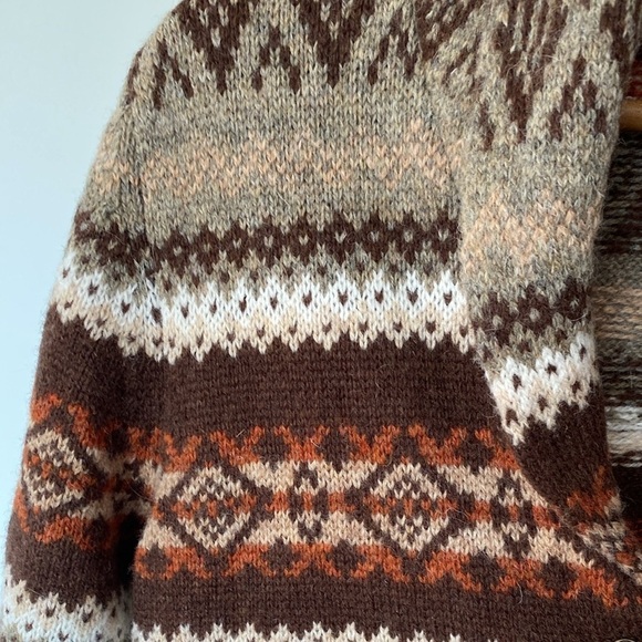 Telluride Clothing Co. Cardigan. Fair Isle Shawl Collar, 100% Wool, Size Small - Picture 6 of 11